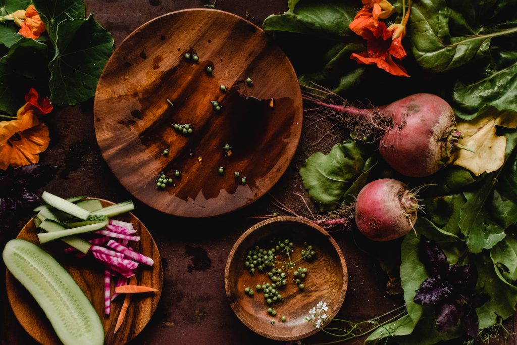 pexels-eva-elijas-5502772 Citronbakad sejfilé med krispig grönkål